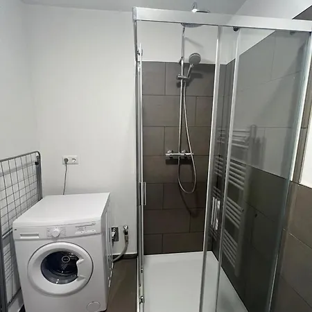 Apartment K2 Geraeumige Monteur Mit 2 Schlafzimmern *